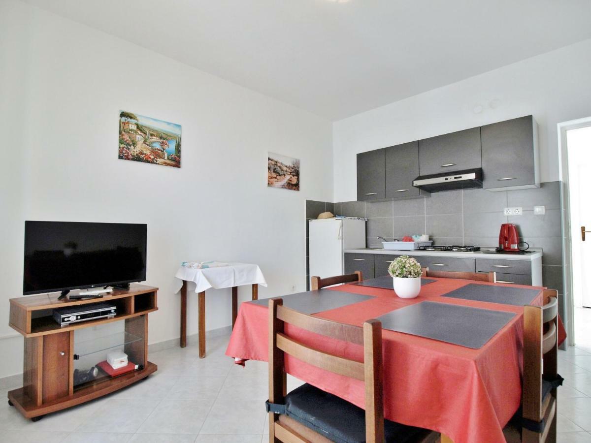 Apartments Ljubica Barbat na Rabu Ngoại thất bức ảnh