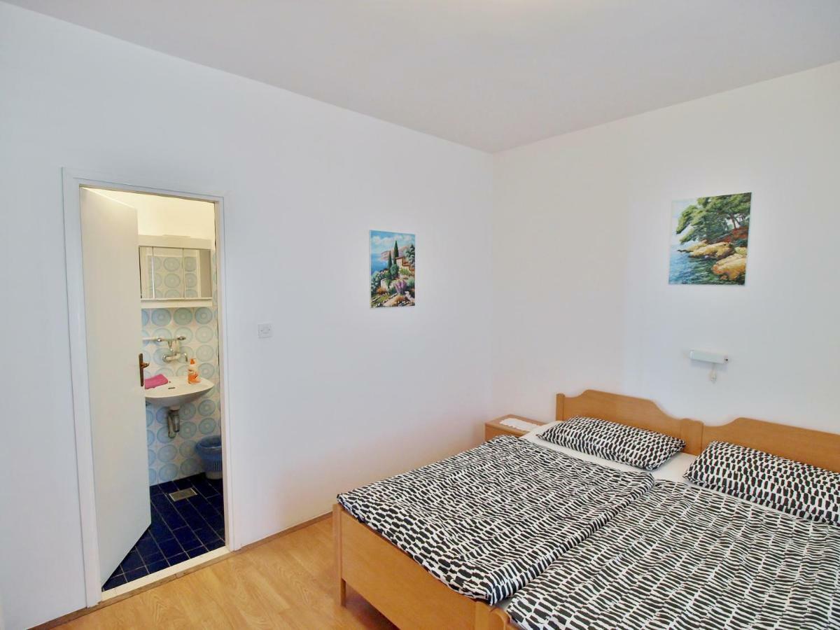Apartments Ljubica Barbat na Rabu Ngoại thất bức ảnh